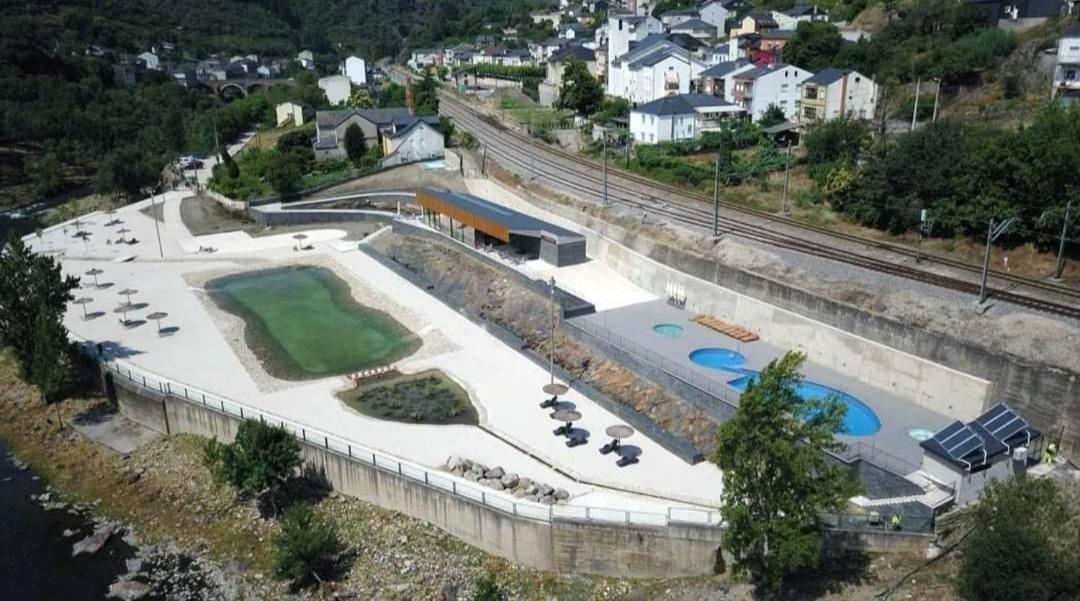 Duplex Duquesa Daire O Barco de Valdeorras Dış mekan fotoğraf